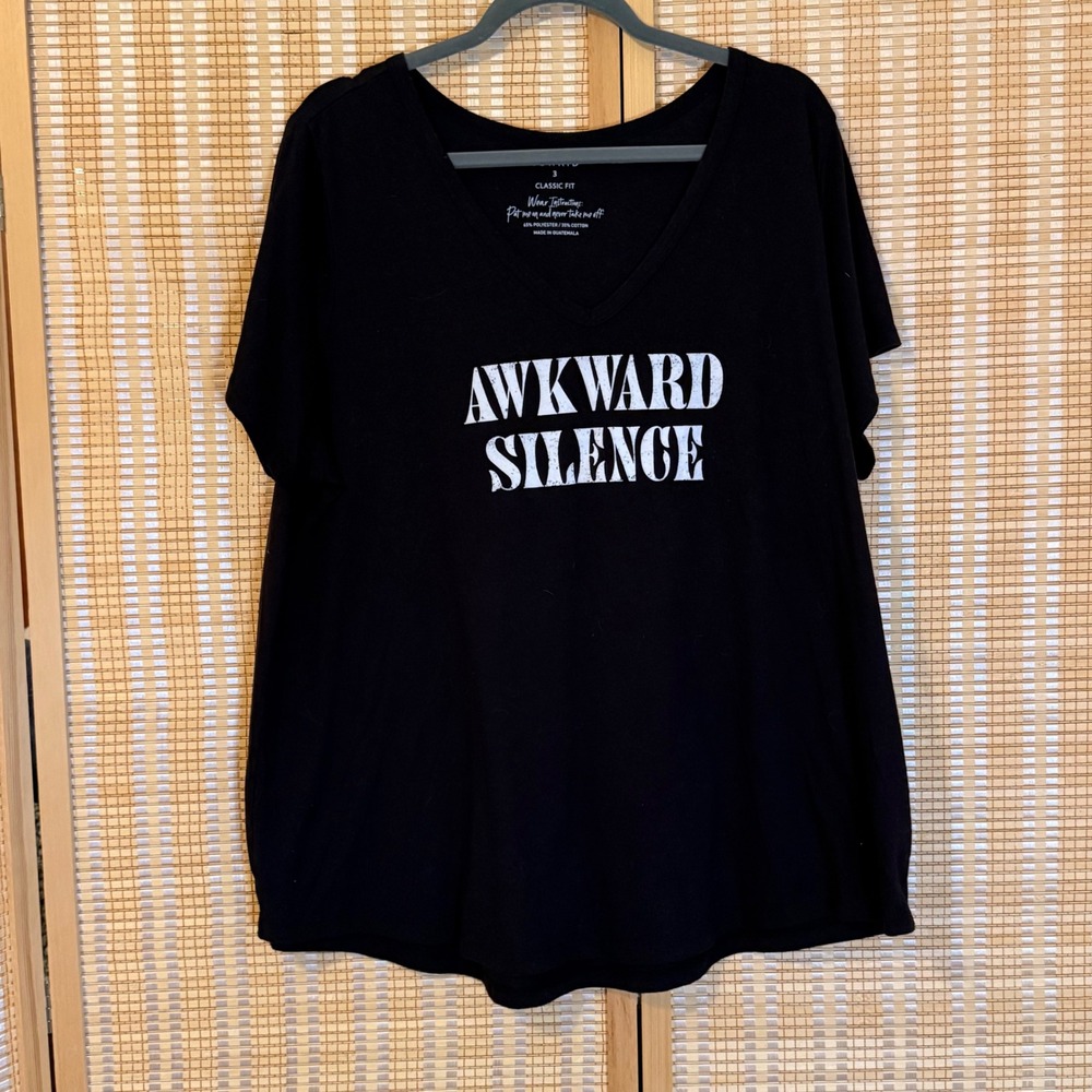 Torrid Womens Black Awkward Silence Graphic V-Neck T-Shirt Classic Fit Size 3